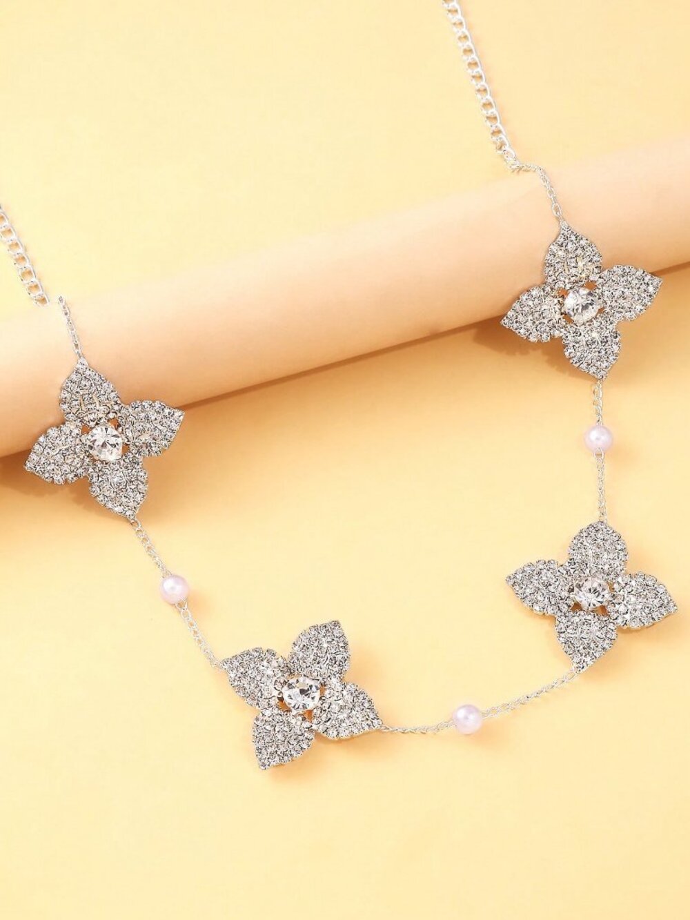 Silver Elegant Women's -Color Rhinestone Flower Pendant Necklace - Picture 4 of 5